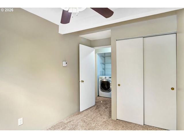 1640 Village Park Pl, West Linn, OR 97068