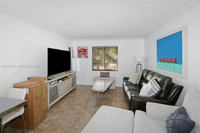 8617 SW 68th Court 24, Pinecrest, FL 33156
