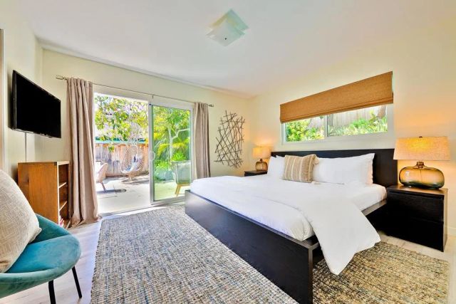 5187 Foothill Blvd, San Diego, CA 92109