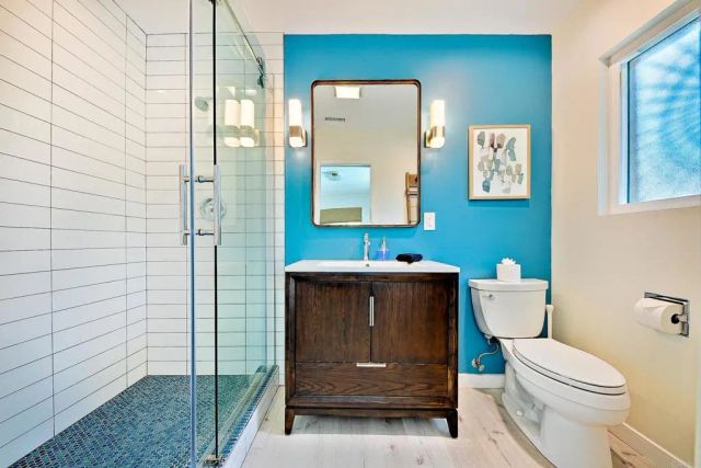 5187 Foothill Blvd, San Diego, CA 92109