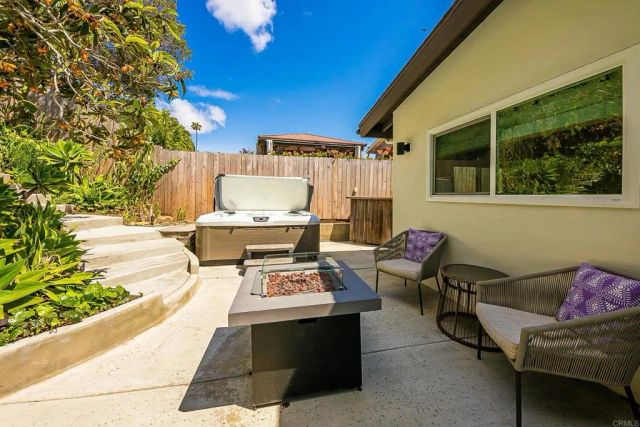 5187 Foothill Blvd, San Diego, CA 92109