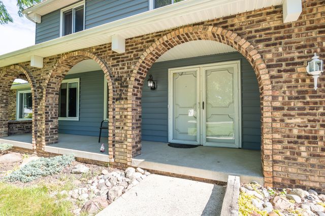 1121 Hollyhock Drive, Grand Blanc Twp, MI 48439