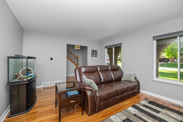 1121 Hollyhock Drive, Grand Blanc Twp, MI 48439