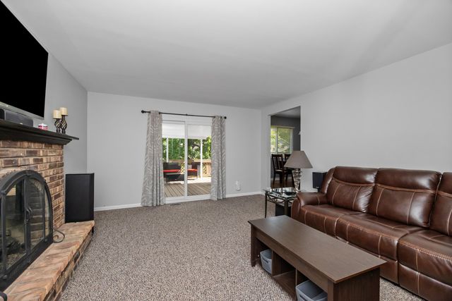 1121 Hollyhock Drive, Grand Blanc Twp, MI 48439