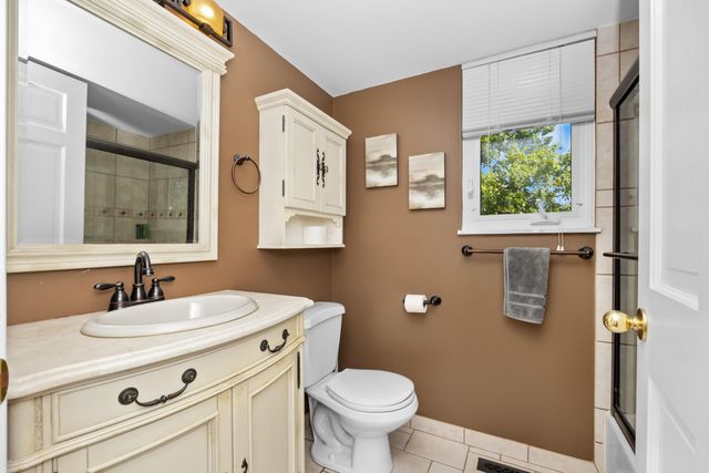 1121 Hollyhock Drive, Grand Blanc Twp, MI 48439