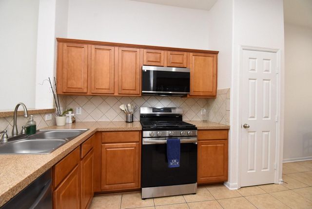 1734 Pepper Hill Lane, Sugar Land, TX 77479