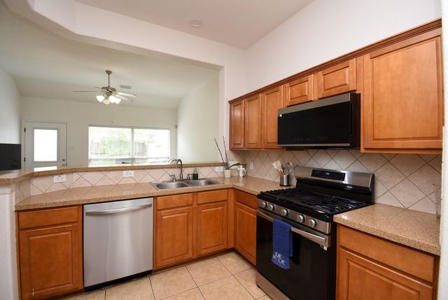 1734 Pepper Hill Lane, Sugar Land, TX 77479