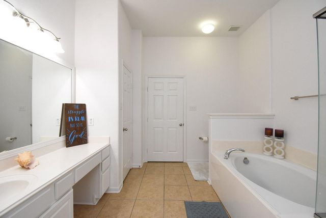 1734 Pepper Hill Lane, Sugar Land, TX 77479