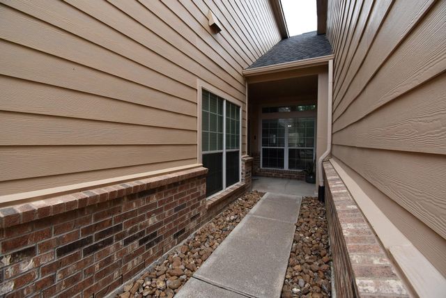 1734 Pepper Hill Lane, Sugar Land, TX 77479