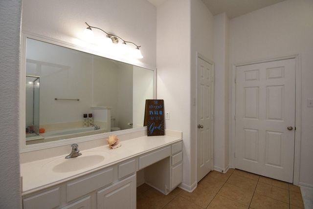 1734 Pepper Hill Lane, Sugar Land, TX 77479