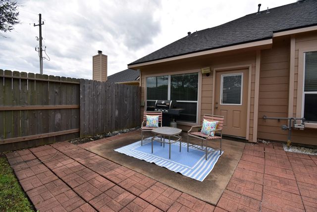 1734 Pepper Hill Lane, Sugar Land, TX 77479