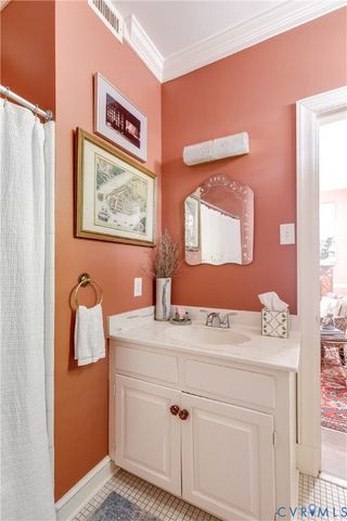 20 Tempsford Ln, Richmond, VA 23226