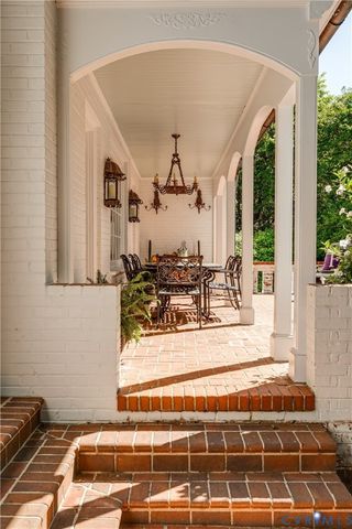 20 Tempsford Ln, Richmond, VA 23226