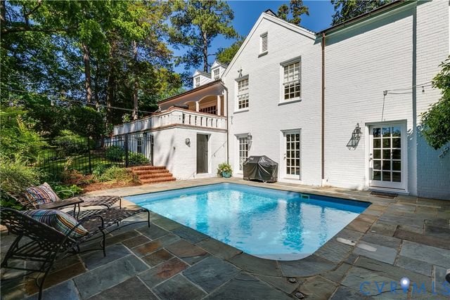 20 Tempsford Ln, Richmond, VA 23226
