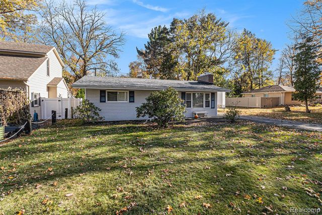 941 Marvell Place, Waterford, MI 48327