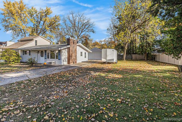 941 Marvell Place, Waterford, MI 48327