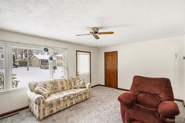 941 Marvell Place, Waterford, MI 48327