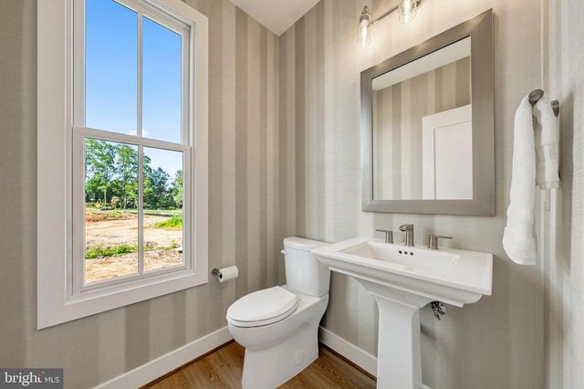 326 RUNNER STONE CT NW, Leesburg, VA 20176
