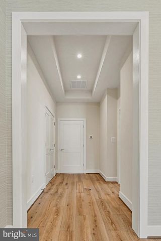 326 RUNNER STONE CT NW, Leesburg, VA 20176