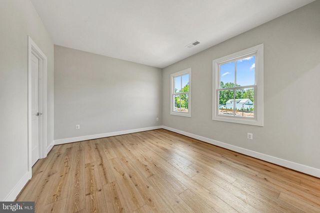 326 RUNNER STONE CT NW, Leesburg, VA 20176