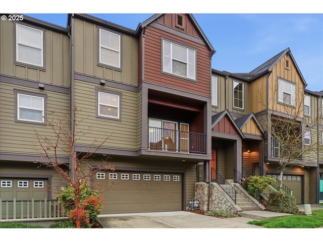 10835 Sw HUNTINGTON Ave, Portland, OR 97223