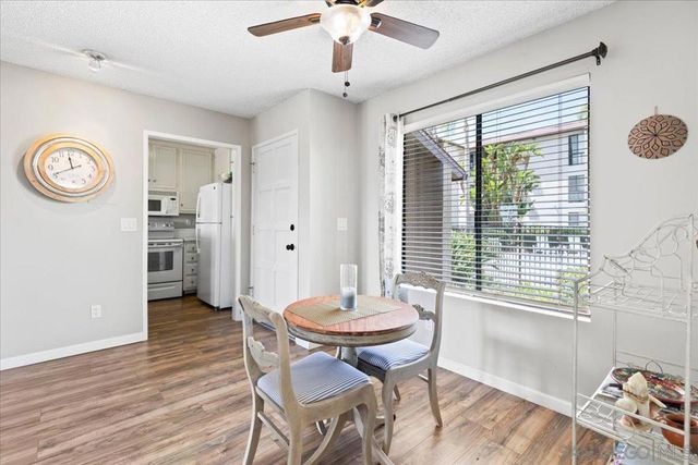 6924 Hyde Park Dr 104, San Diego, CA 92119