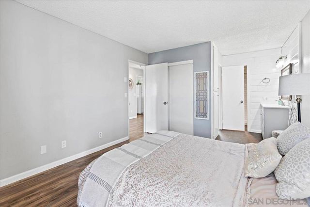 6924 Hyde Park Dr 104, San Diego, CA 92119