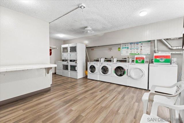 6924 Hyde Park Dr 104, San Diego, CA 92119