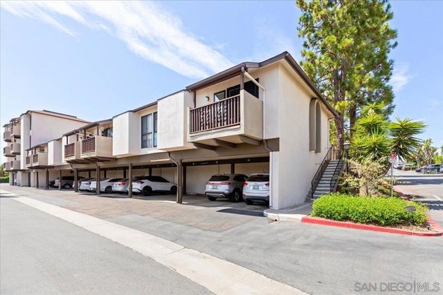 6924 Hyde Park Dr 104, San Diego, CA 92119