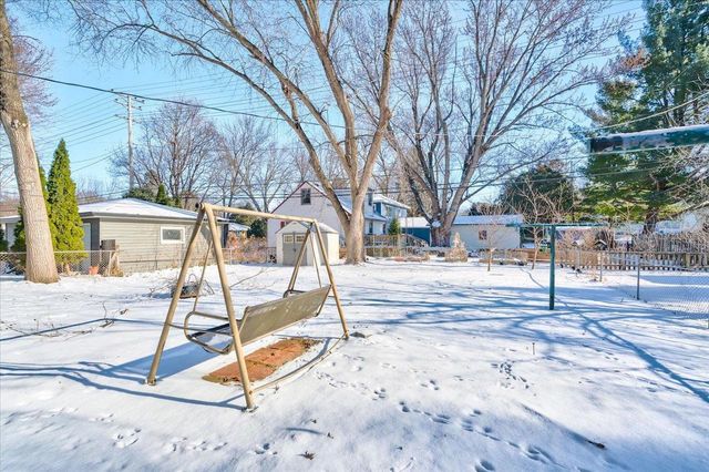 413 N Rosa Road, Madison, WI 53705