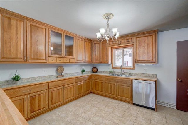 413 N Rosa Road, Madison, WI 53705