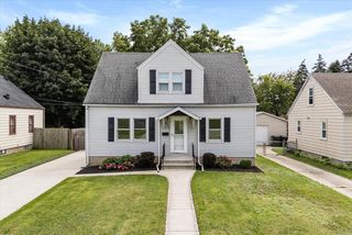 2939 E Norwich AVENUE, Saint Francis, WI 53235