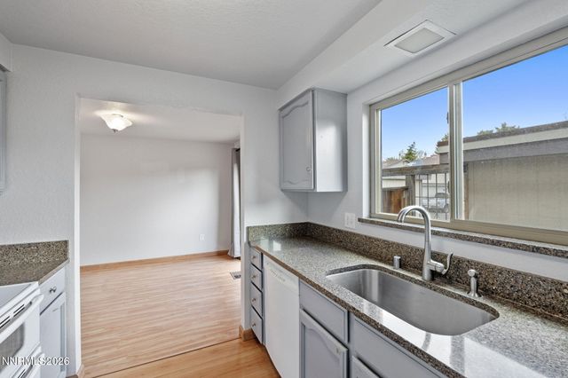 718 Travis Drive Unit B, Carson City, NV 89701