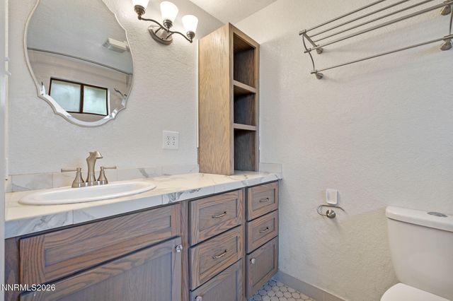 718 Travis Drive Unit B, Carson City, NV 89701