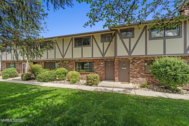 718 Travis Drive Unit B, Carson City, NV 89701