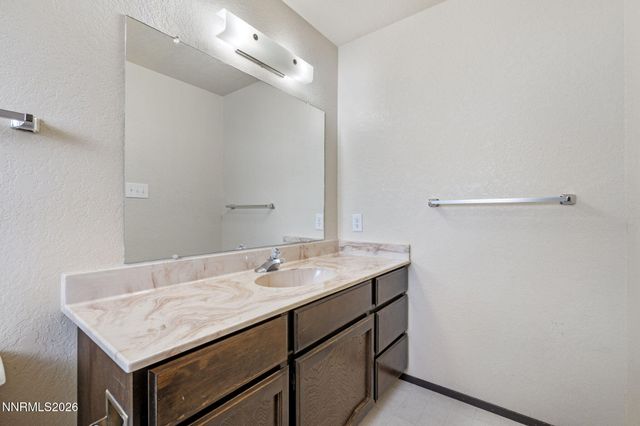 718 Travis Drive Unit B, Carson City, NV 89701