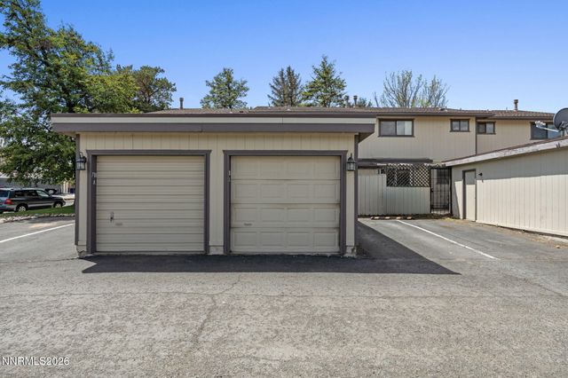 718 Travis Drive Unit B, Carson City, NV 89701