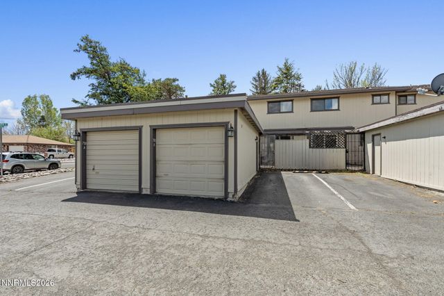 718 Travis Drive Unit B, Carson City, NV 89701
