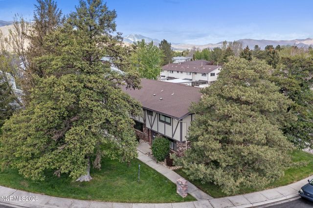 718 Travis Drive Unit B, Carson City, NV 89701