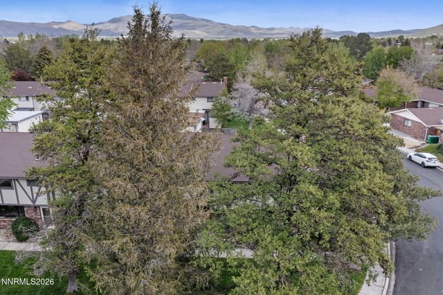 718 Travis Drive Unit B, Carson City, NV 89701