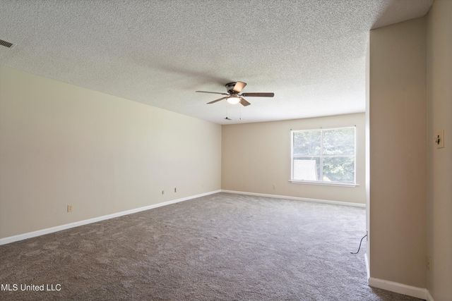3590 Shady Oaks Drive, Olive Branch, MS 38654