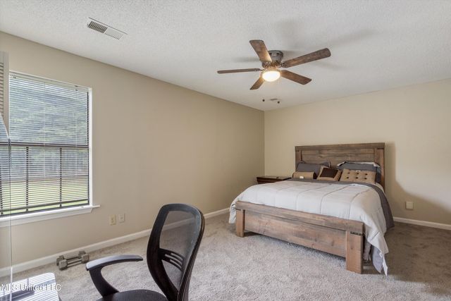 3590 Shady Oaks Drive, Olive Branch, MS 38654