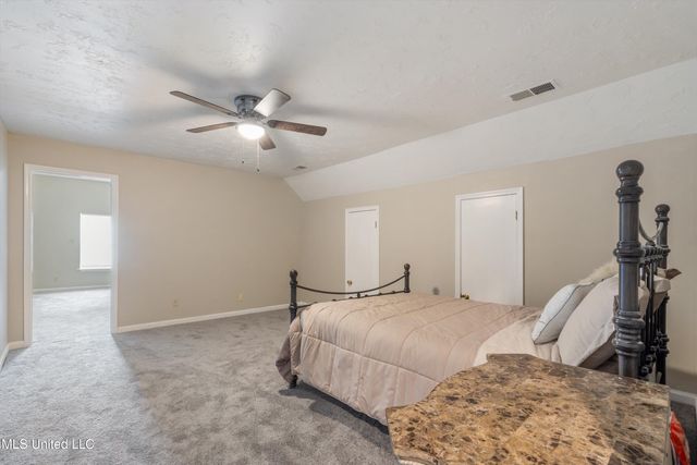 3590 Shady Oaks Drive, Olive Branch, MS 38654