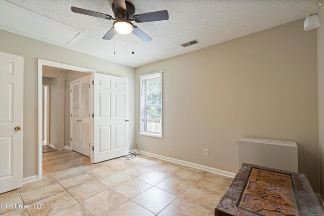 3590 Shady Oaks Drive, Olive Branch, MS 38654