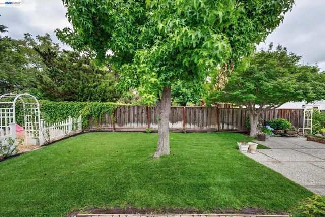 2646 Willowren Way, Pleasanton, CA 94566