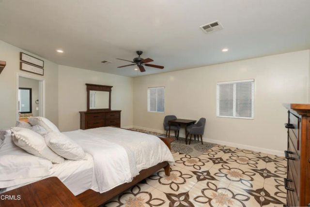 102 Anna Lane, Bakersfield, CA 93308