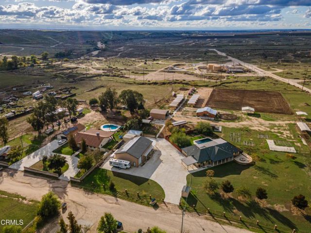 102 Anna Lane, Bakersfield, CA 93308