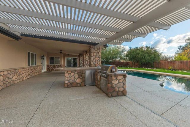 102 Anna Lane, Bakersfield, CA 93308