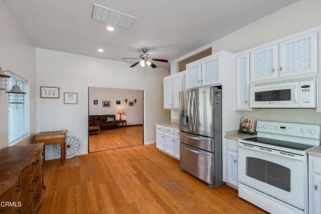 102 Anna Lane, Bakersfield, CA 93308