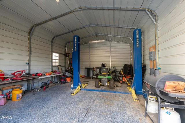 102 Anna Lane, Bakersfield, CA 93308